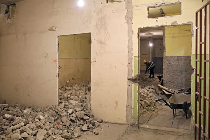 Munkálatok az üzemi területeken / Ongoing works in the operating areas