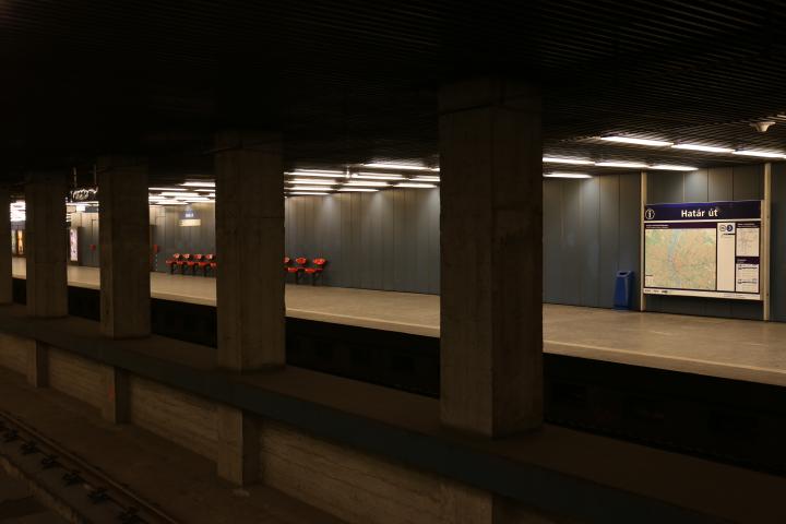 Határ út metróállomás