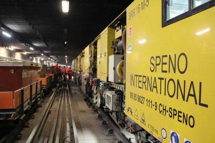 Sínköszörű / Rail grinding