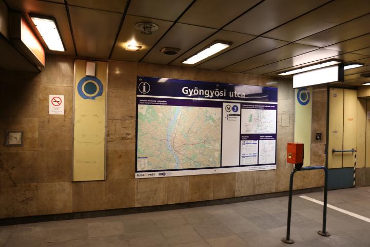 Gyöngyösi utca metróállomás